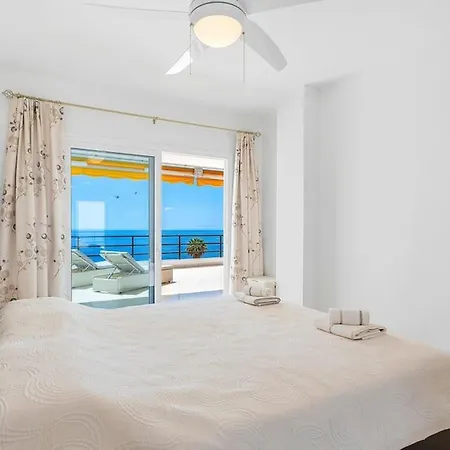 2bdr Waves & Cliffs Getaway Appartamento