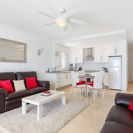 Apartment 2bdr Waves & Cliffs Getaway *