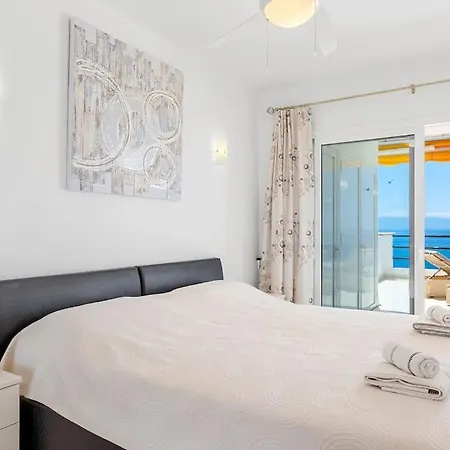 2bdr Waves&cliffs Getaway